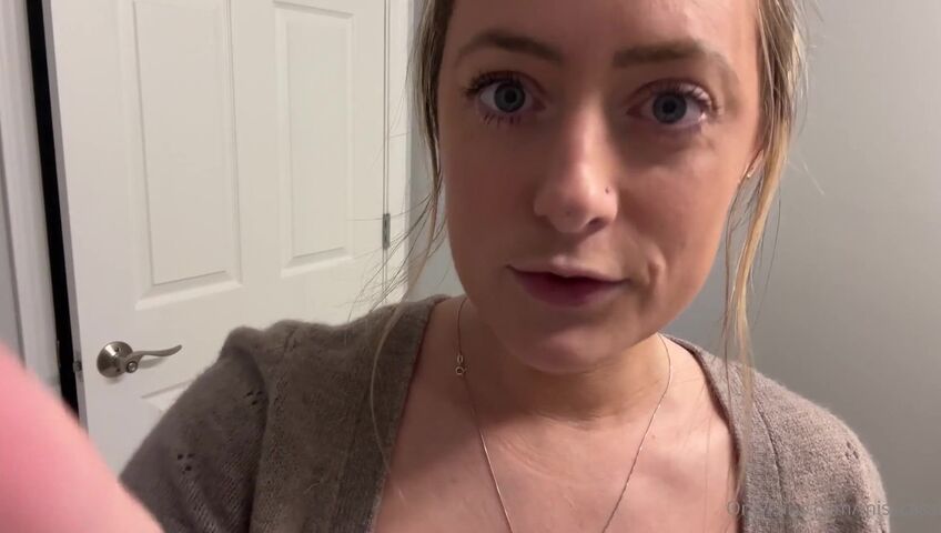 Miss Cassi ASMR - Hairstylist ASMR and Wash