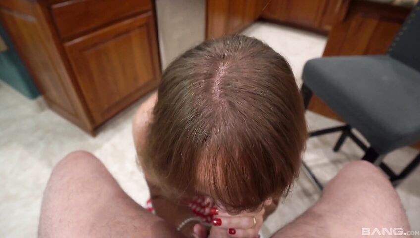 Cyndi Sinclair Housewife Mature MILF Blowjob