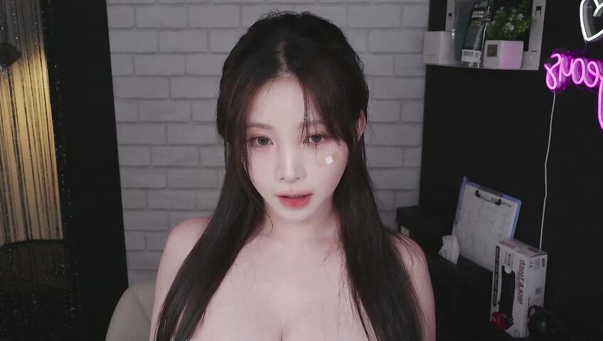 ASMR Yoonying R_E_STUDIO 美容院的特殊培训