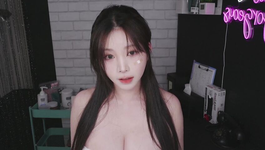 ASMR Yoonying R_E_STUDIO 美容院的特殊培训