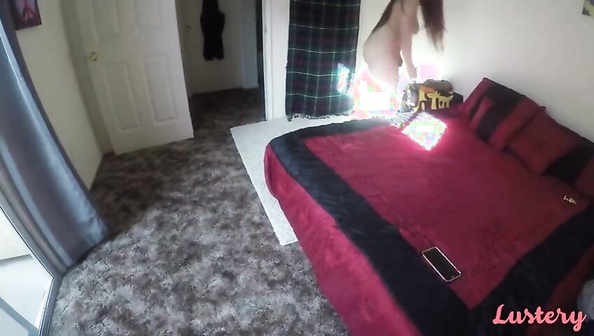 Giving You A Show With My Juicy Ass