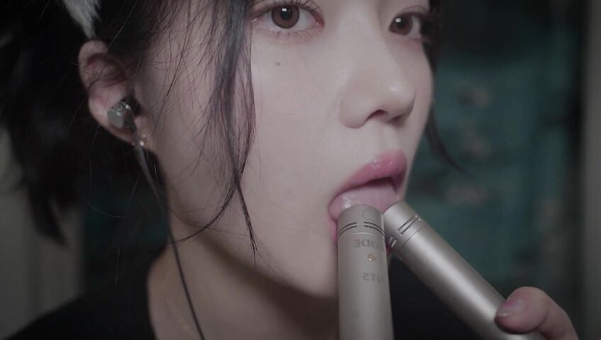 ASMR Nareun R_E_STUDIO 小勾勾给你舔耳朵????