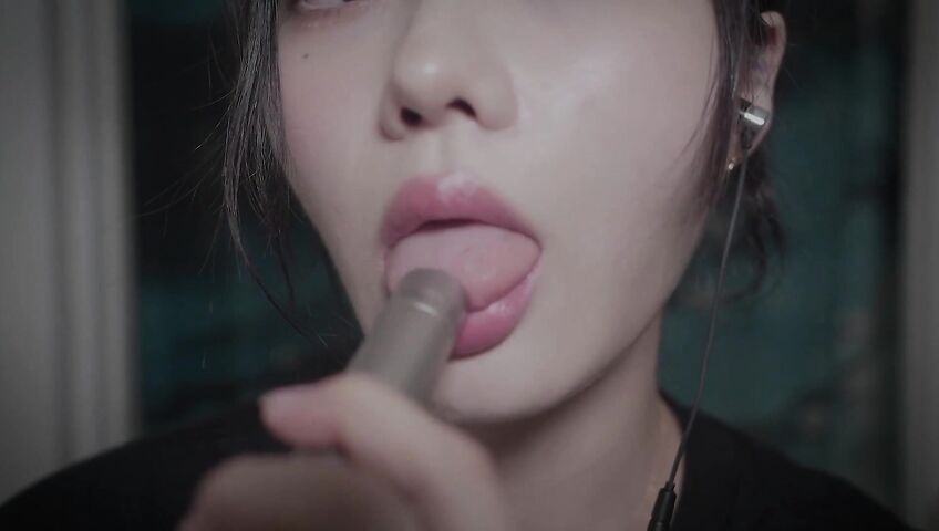 ASMR Nareun R_E_STUDIO 小勾勾给你舔耳朵????