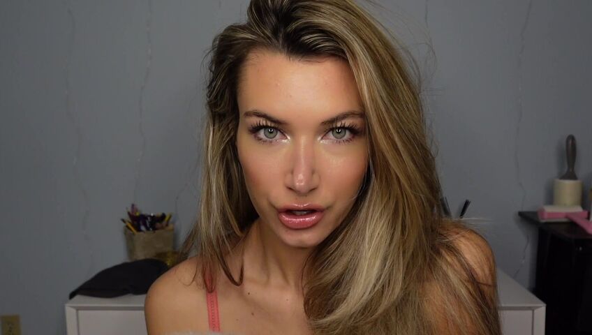 Sabrina Vaz - ASMR Besties Dad and I Get Intimate as I Trim Him Up xx