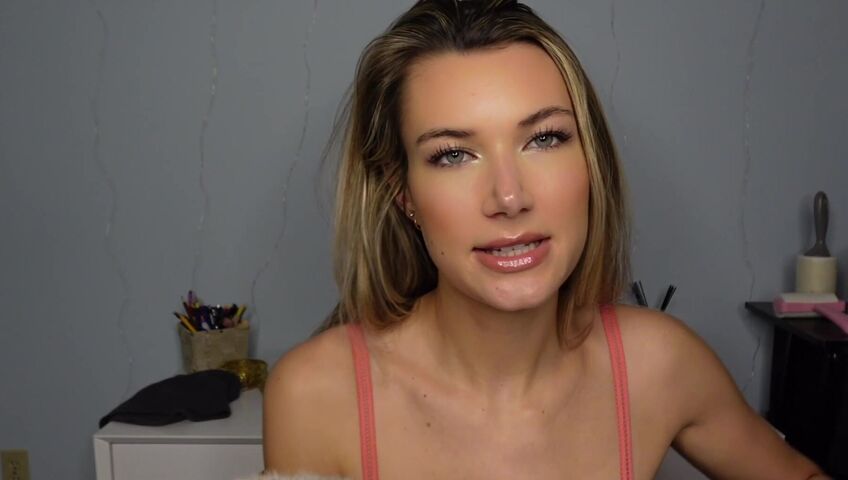 Sabrina Vaz - ASMR Besties Dad and I Get Intimate as I Trim Him Up xx