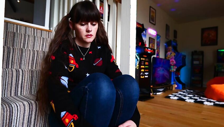 Sydney Harwin – HELPING YOUR stepSISTER OVER A BREAKUP