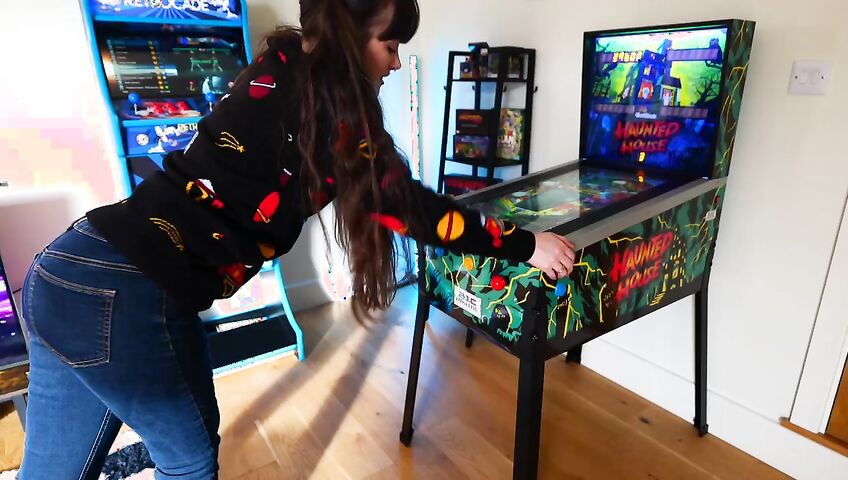 Sydney Harwin – HELPING YOUR stepSISTER OVER A BREAKUP