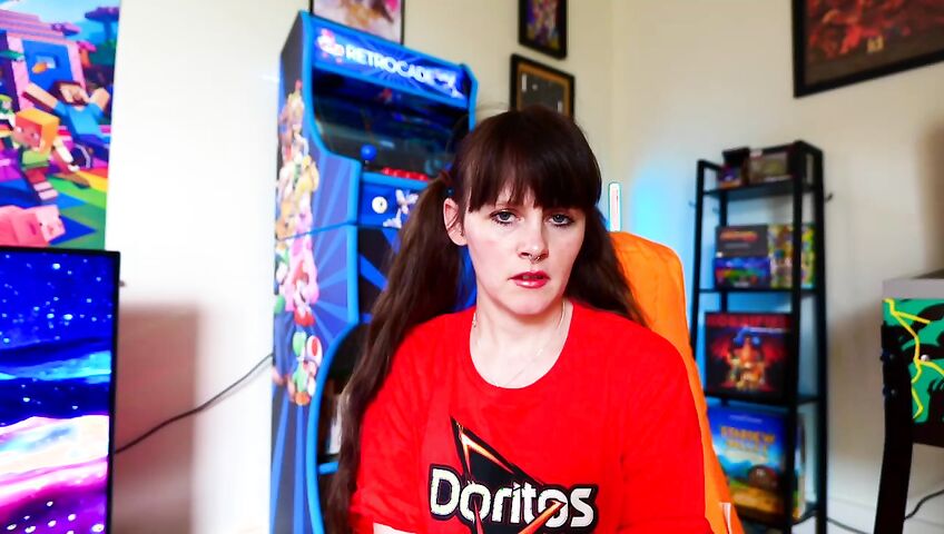 Sydney Harwin – HELPING YOUR stepSISTER OVER A BREAKUP