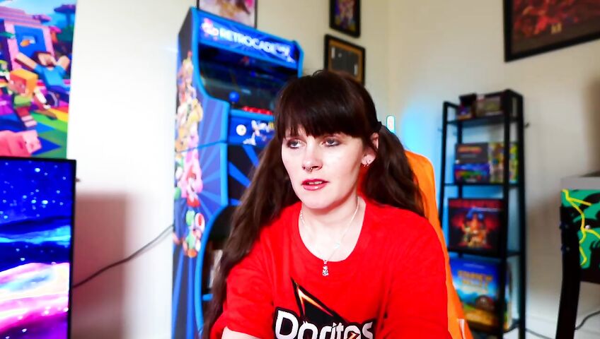 Sydney Harwin – HELPING YOUR stepSISTER OVER A BREAKUP