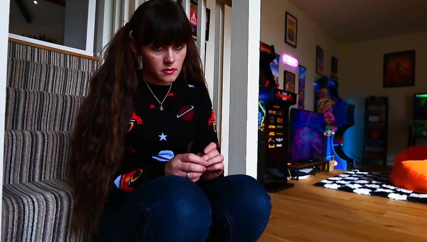 Sydney Harwin – HELPING YOUR stepSISTER OVER A BREAKUP