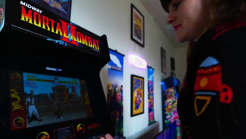 Sydney Harwin – HELPING YOUR stepSISTER OVER A BREAKUP