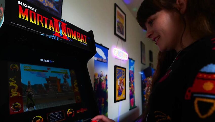 Sydney Harwin – HELPING YOUR stepSISTER OVER A BREAKUP