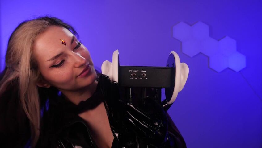 Busy B ASMR - 24 March 2026 - Exclusive - Raven Ear Eating