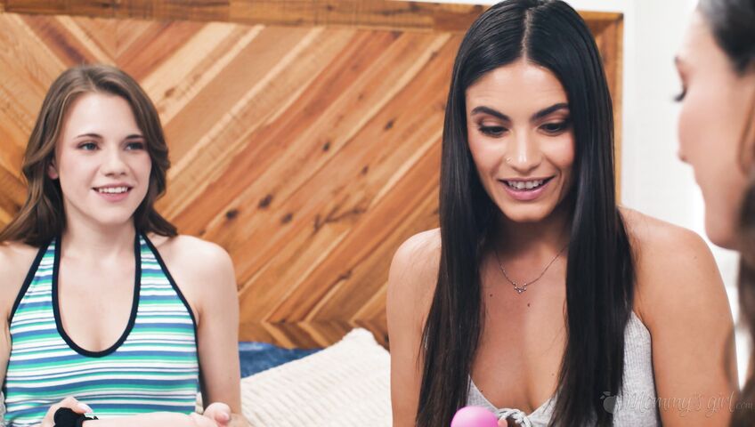 Isa Bella, Rose Carter & Katrina Colt's Strap-On Lesbian Threesome - 4K, Lesbian, Sex, Threesome, Roleplay, Brunette, Black Hair, Tits Sucking, Kissing, Lesbian Threesome, Tattoos, Unshaved Pussy, Shaved Pussy, Pussy Licking, Clit Rubbing, 